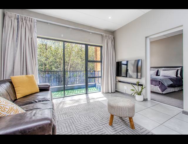 2 BEDROOM APARTMENT TO LET IN HYDE PARK